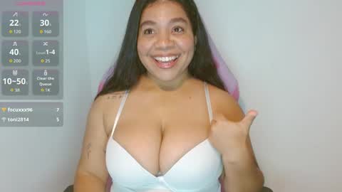 Snapshot of yulissa18 chatting on April 10, 1:55 am Yuli and SaraIndependent model online show from April 10, 1:55 am