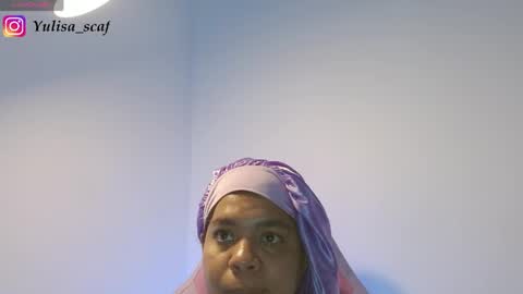 Snapshot of yulissa18 chatting on May 25, 12:49 am Yuli and SaraIndependent model online show from May 25, 12:49 am