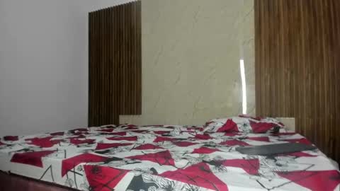 yuly_alex online show from February 26, 11:20 am
