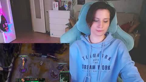 Kris online show from February 14, 8:26 pm