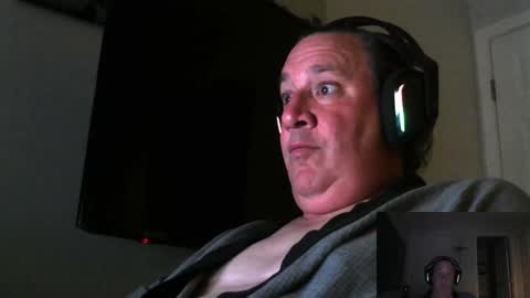 YumGuy69 online show from November 5, 3:17 am