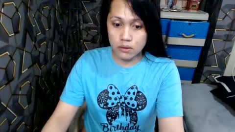 yumi online show from October 2, 3:35 am