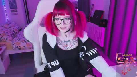 Yumi 3 online show from March 26, 8:36 pm