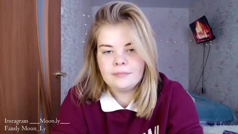 Polly online show from December 15, 10:28 am