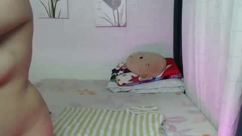 yummy chesca online show from December 5, 1:58 am