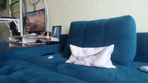 Snapshot of yummyalexxx chatting on April 15, 7:48 am Alex online show from April 15, 7:48 am