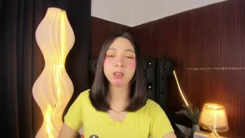 yummyhotkendra online show from June 22, 4:26 pm