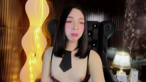 yummyhotkendra online show from July 11, 4:48 am