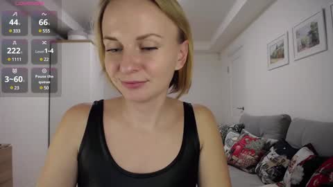 Snapshot of yummylilya chatting on January 11, 6:01 pm Lillya online show from January 11, 6:01 pm