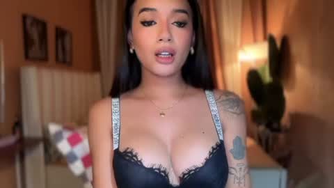 Goddes Renalyn online show from July 10, 7:27 pm