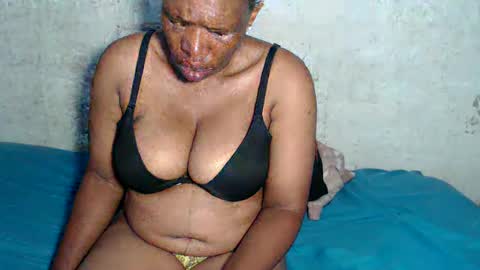 yummytittsxx online show from January 7, 4:39 am