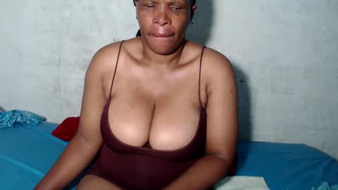 yummytittsxx online show from February 4, 3:22 am