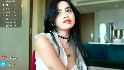 Snapshot of yuna_leen chatting on June 19, 6:40 am yuna_leen online show from June 19, 6:40 am