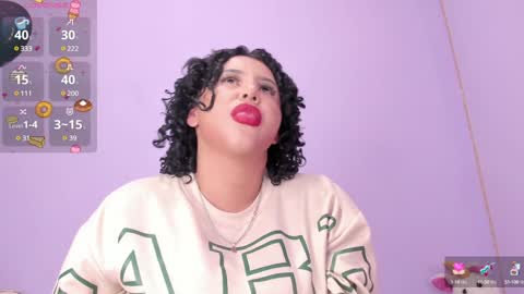 yunahott_ online show from December 23, 5:06 am