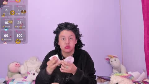 yunahott_ online show from December 24, 8:00 am