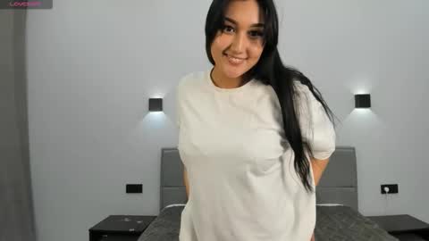 Yuna online show from November 1, 8:33 pm