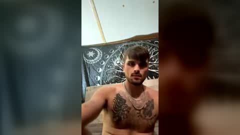 yung_freak1 online show from July 8, 3:44 am