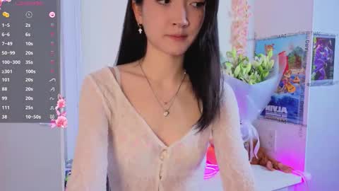 yung_leana online show from March 9, 5:50 pm