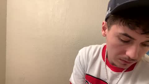 Snapshot of yungstudbev chatting on December 31, 3:55 am yungstudbev online show from December 31, 3:55 am