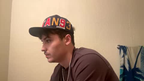Snapshot of yungstudbev chatting on January 10, 8:40 am yungstudbev online show from January 10, 8:40 am