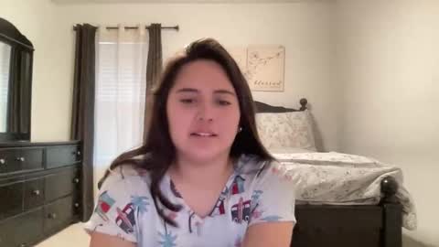 Snapshot of yungtorii chatting on November 21, 1:43 pm yungtorii online show from November 21, 1:43 pm