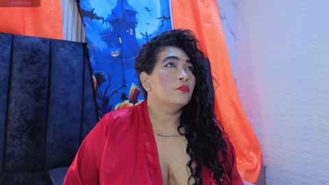 Snapshot of yunkeyc chatting on October 27, 1:53 am yunkeyc online show from October 27, 1:53 am