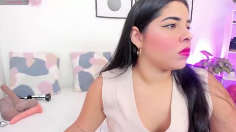 Snapshot of yunna7 chatting on September 29, 11:26 am Yunna online show from September 29, 11:26 am