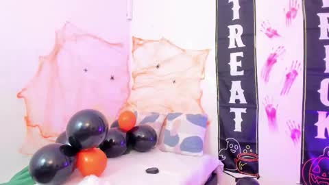 Snapshot of yunna7 chatting on October 28, 11:36 am Yunna online show from October 28, 11:36 am