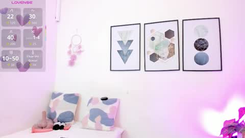 Snapshot of yunna7 chatting on November 23, 11:32 am Yunna online show from November 23, 11:32 am