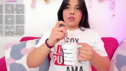 Snapshot of yunna7 chatting on December 20, 11:28 am Yunna online show from December 20, 11:28 am