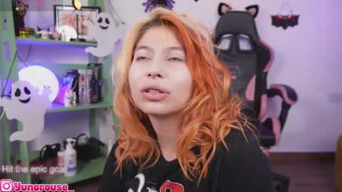 yunorose_ online show from November 1, 3:52 am