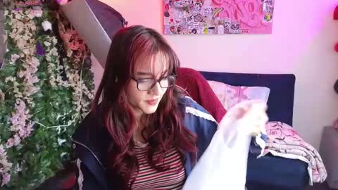 Snapshot of yuny_haruno chatting on March 21, 2:53 pm Haruno online show from March 21, 2:53 pm