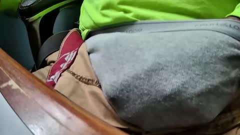 yuppers1234 online show from October 17, 6:10 pm