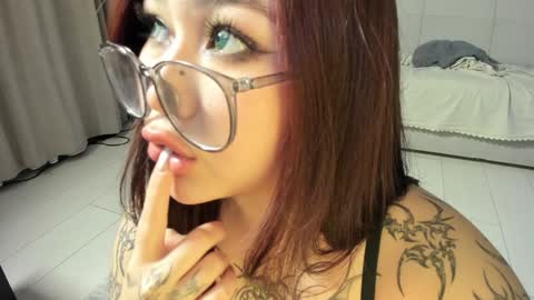 Hi My name Yuriko online show from January 4, 10:13 pm