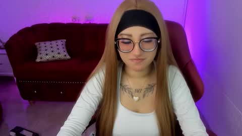 Snapshot of yuyu_m chatting on November 25, 3:34 pm Yuyu online show from November 25, 3:34 pm