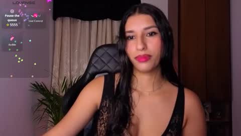 Snapshot of yuziidreams chatting on March 14, 12:17 am yuzii Im new to these pages so I hope you guys are kind to me. online show from March 14, 12:17 am