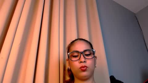 Snapshot of yvannasilva18 chatting on February 14, 6:08 pm jai online show from February 14, 6:08 pm