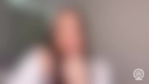 Snapshot of yvysweettt chatting on March 24, 3:17 pm IvySweettt online show from March 24, 3:17 pm