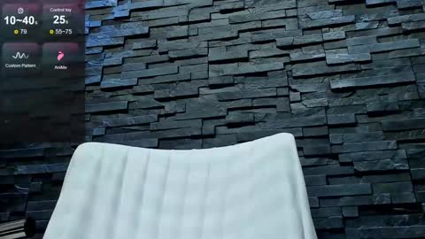 Snapshot of yy_david_yy chatting on February 18, 10:03 pm David online show from February 18, 10:03 pm