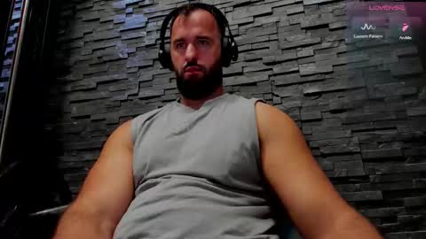 Snapshot of yy_david_yy chatting on October 14, 10:54 pm David online show from October 14, 10:54 pm