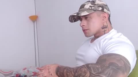 Snapshot of zac_colleng07 chatting on December 29, 4:19 pm Zac Colleng online show from December 29, 4:19 pm