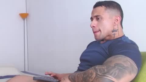 Snapshot of zac_colleng07 chatting on January 13, 7:53 pm Zac Colleng online show from January 13, 7:53 pm