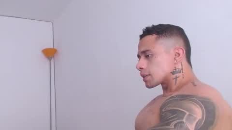 Snapshot of zac_colleng07 chatting on February 15, 10:10 pm Zac Colleng online show from February 15, 10:10 pm