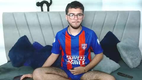 Snapshot of zac_golden chatting on October 11, 5:17 am Zack online show from October 11, 5:17 am