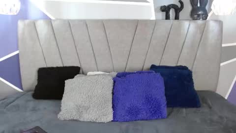 Snapshot of zac_golden chatting on November 29, 5:49 pm Zack online show from November 29, 5:49 pm