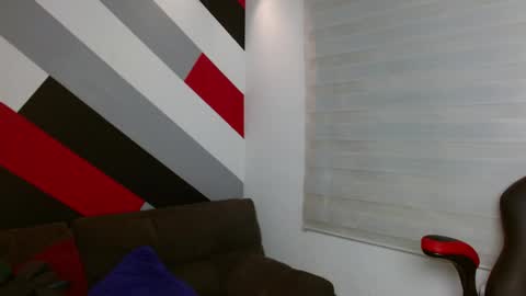 Snapshot of zac_golden chatting on April 20, 12:41 pm Zack online show from April 20, 12:41 pm