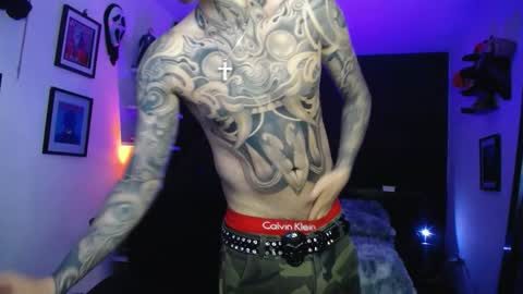 zac_muller1 online show from November 28, 8:17 am