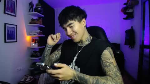 zac_muller1 online show from March 23, 4:49 am