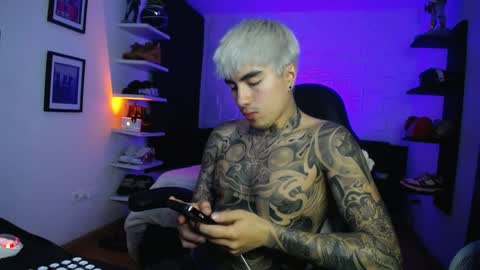 zac_muller1 online show from June 3, 4:59 am