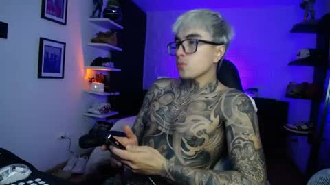 zac_muller1 online show from June 21, 2:25 am